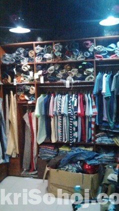 Showroom cloth sell